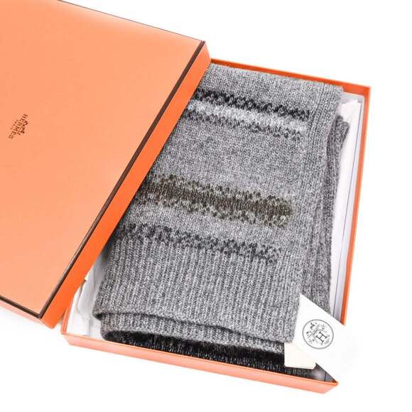 HERMES Gray Scarf - Picture 6 of 6